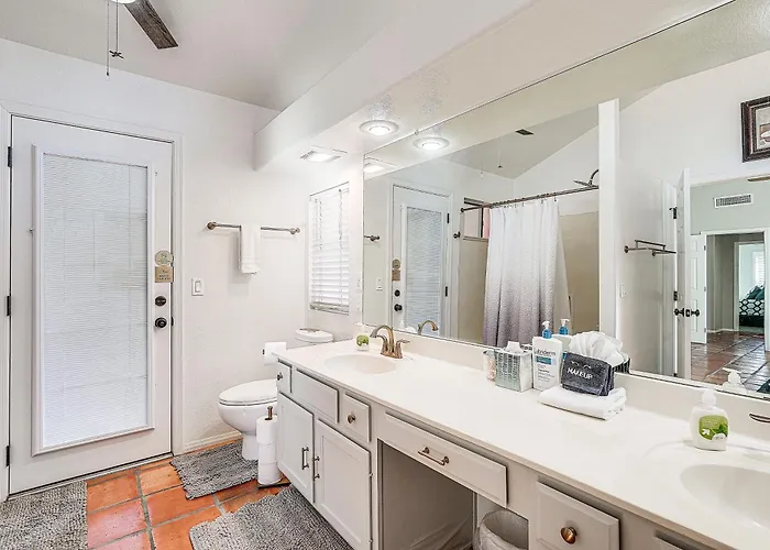 3 Mi To Dtwn: W/ Heated Pool In *